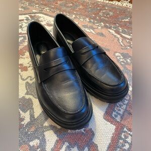 Quince Italian Leather Lug Sole Leafers